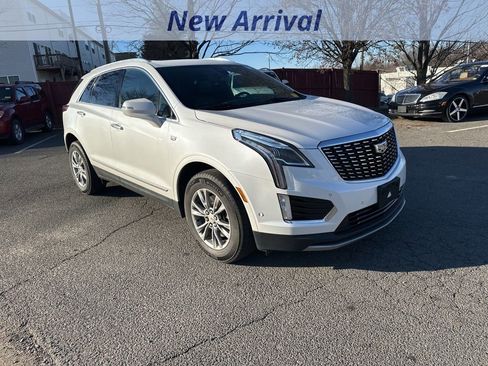 Used 2021 Cadillac XT5 Premium Luxury image 2