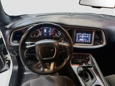 Used 2019 Dodge Challenger R/T RWD image 20
