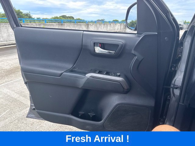 Used 2017 Toyota Tacoma TRD Off-Road w/ Tow Package RWD image 10