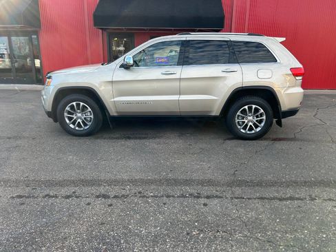Used 2015 Jeep Grand Cherokee Limited image 12