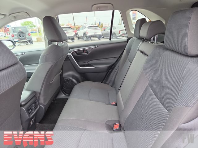Certified 2025 Toyota RAV4 LE AWD/4WD image 17