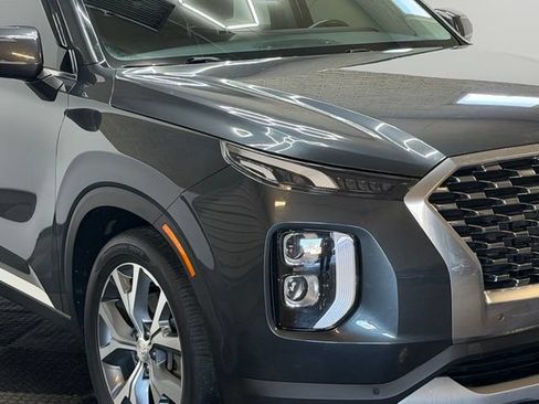 Used 2020 Hyundai Palisade SEL w/ Convenience Package FWD image 2