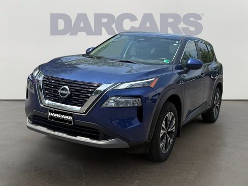 Used 2023 Nissan Rogue SV FWD image 3