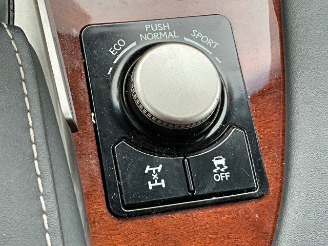Used 2018 Lexus RX 350L AWD w/ Premium Package image 28