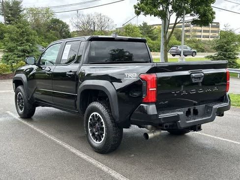 Used 2024 Toyota Tacoma TRD Off-Road AWD/4WD image 21
