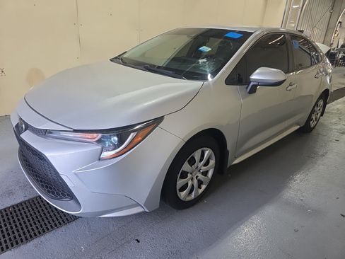Used 2021 Toyota Corolla LE FWD image 8