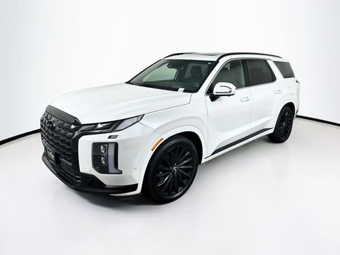 Used 2024 Hyundai Palisade Calligraphy AWD/4WD image 3