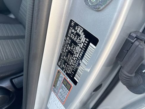 Used 2021 Kia Sorento LX image 33