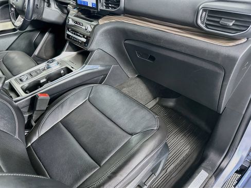 Used 2020 Ford Explorer Limited AWD/4WD image 33