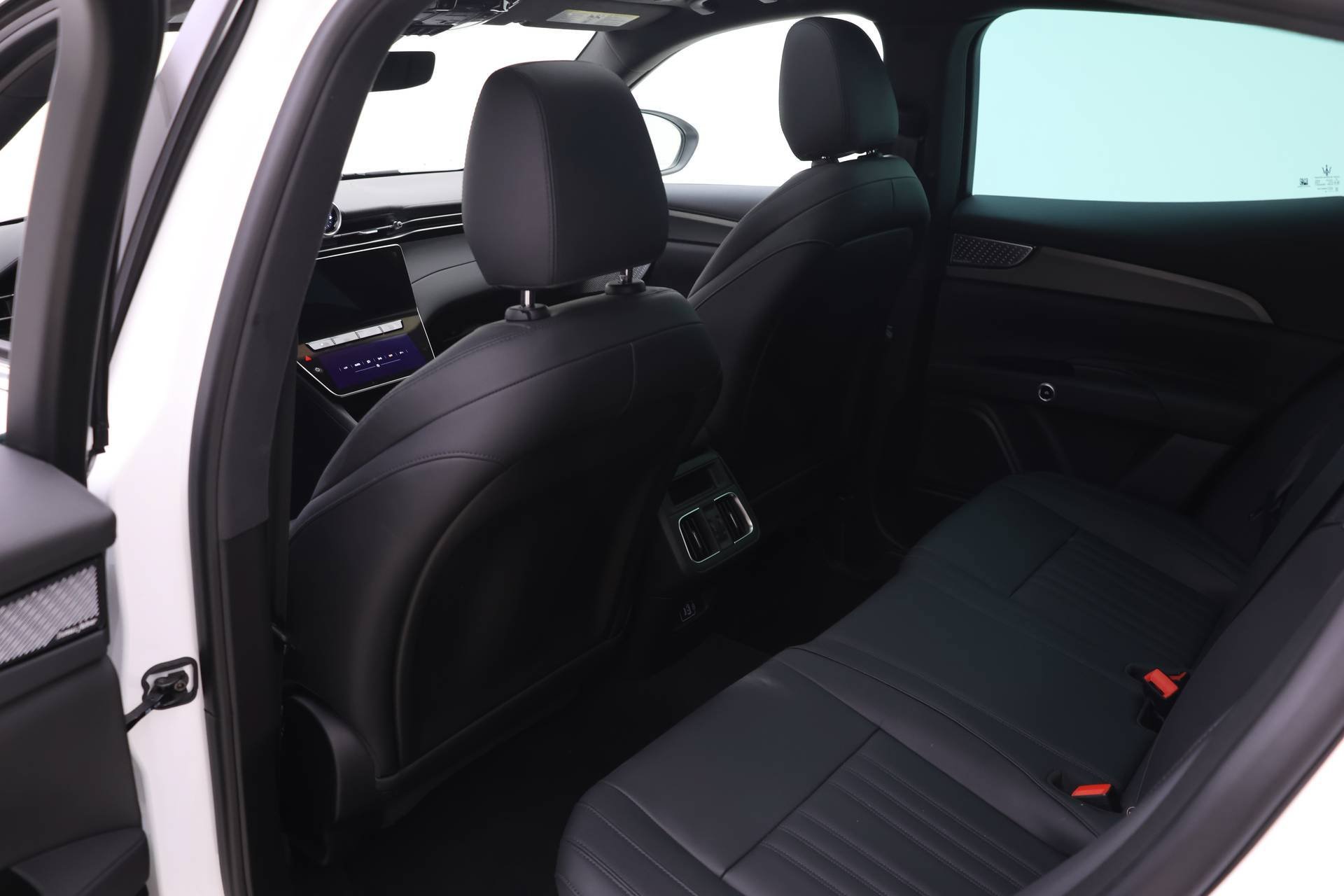 New 2024 Maserati Grecale Modena AWD/4WD image 12