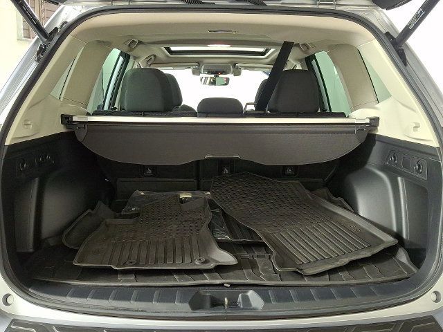 Used 2021 Subaru Forester Premium AWD/4WD image 30