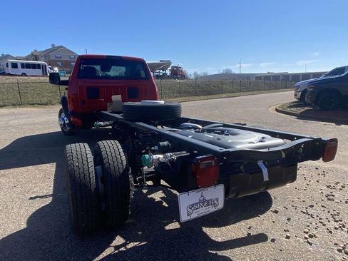 New 2026 RAM 5500 Tradesman image 4