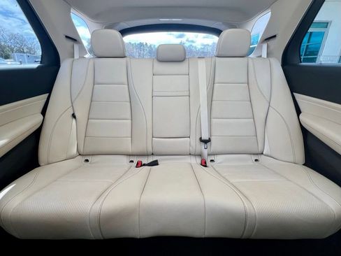 Used 2022 Mercedes-Benz GLE 350 image 12