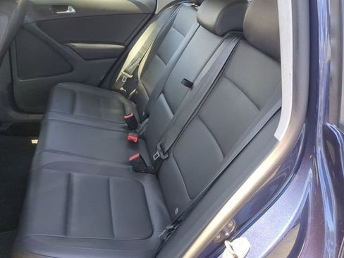 Used 2016 Volkswagen Tiguan SE FWD image 16