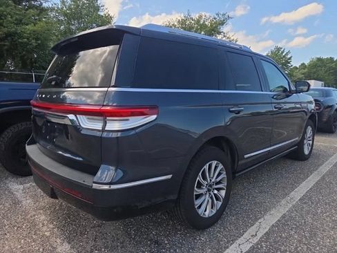 Used 2024 Lincoln Navigator Premiere AWD/4WD image 6