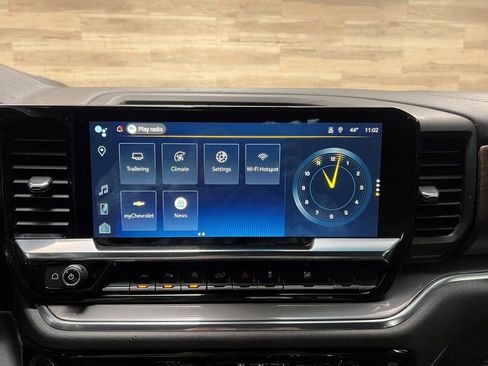 Used 2023 Chevrolet Silverado 1500 High Country image 19