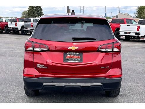 Used 2023 Chevrolet Equinox LT AWD/4WD image 4