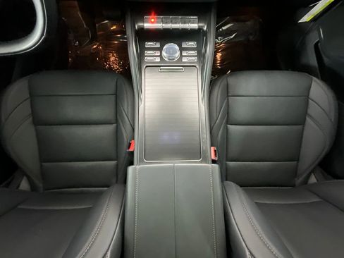 Used 2025 Lincoln Nautilus Premier w/ Equipment Group 102A image 14