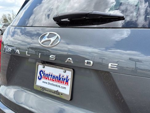 Used 2025 Hyundai Palisade SEL FWD image 10