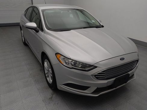 Used 2018 Ford Fusion S image 14