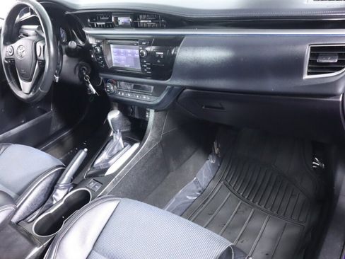 Used 2016 Toyota Corolla S image 36