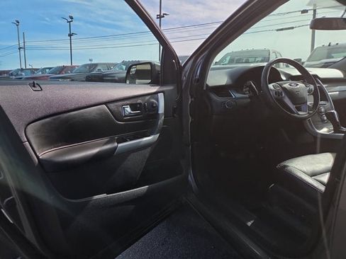 Used 2014 Ford Edge SEL w/ Equipment Group 205A image 7
