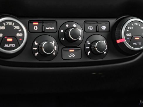 Used 2019 Ferrari 488 GTB RWD image 73