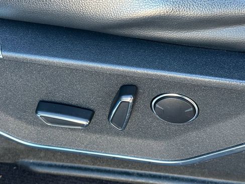 Certified 2021 Ford F150 Lariat w/ Equipment Group 502A High image 26