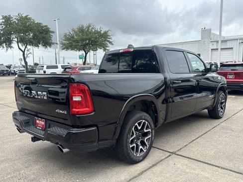 Used 2025 RAM 1500 Laramie w/ Sport Appearance Package AWD/4WD image 12
