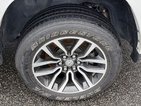 Used 2025 RAM 1500 Limited AWD/4WD image 12