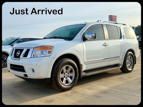 Used 2015 Nissan Armada Platinum RWD image 1