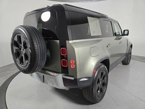 Used 2023 Land Rover Defender 110 SE image 2
