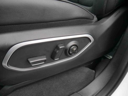 New 2025 Jeep Wagoneer L Series II w/ Convenience Group I image 27