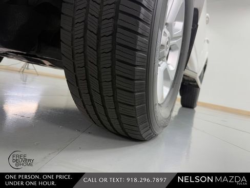 Used 2019 Toyota 4Runner SR5 Premium AWD/4WD image 10
