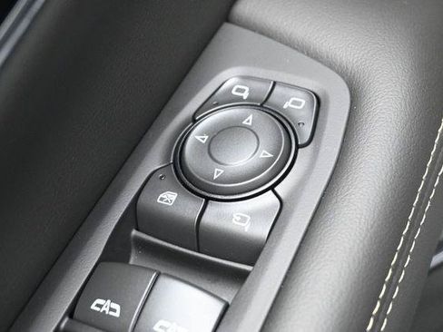 Used 2025 GMC Yukon Elevation w/ LPO, Floor Liner Package RWD image 12