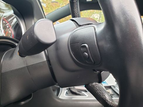 Used 2022 Dodge Charger SXT image 20