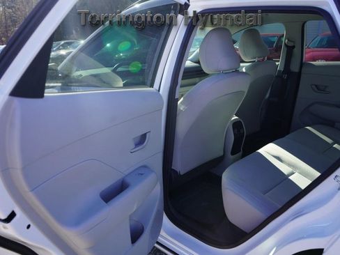 Certified 2025 Hyundai Kona SEL image 14