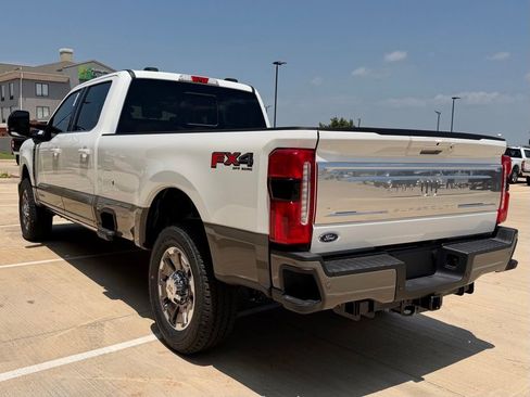 New 2026 Ford F350 King Ranch w/ FX4 Off-Road Package AWD/4WD image 6