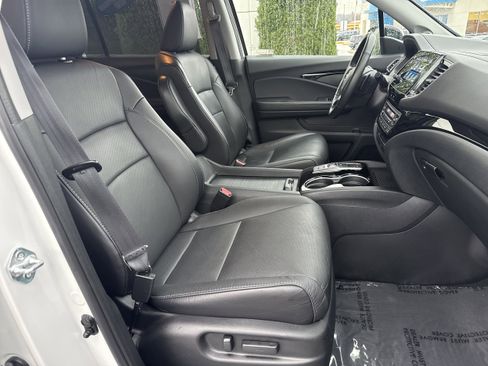 Used 2022 Honda Pilot Elite image 19