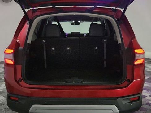 Used 2025 Honda Pilot EX-L image 18