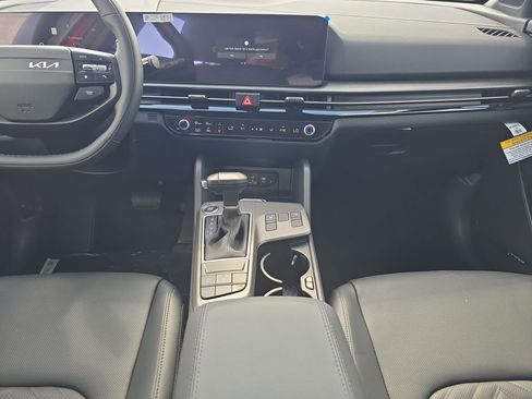 New 2026 Kia Sportage X-Line w/ X-Line Technology Package AWD/4WD image 15