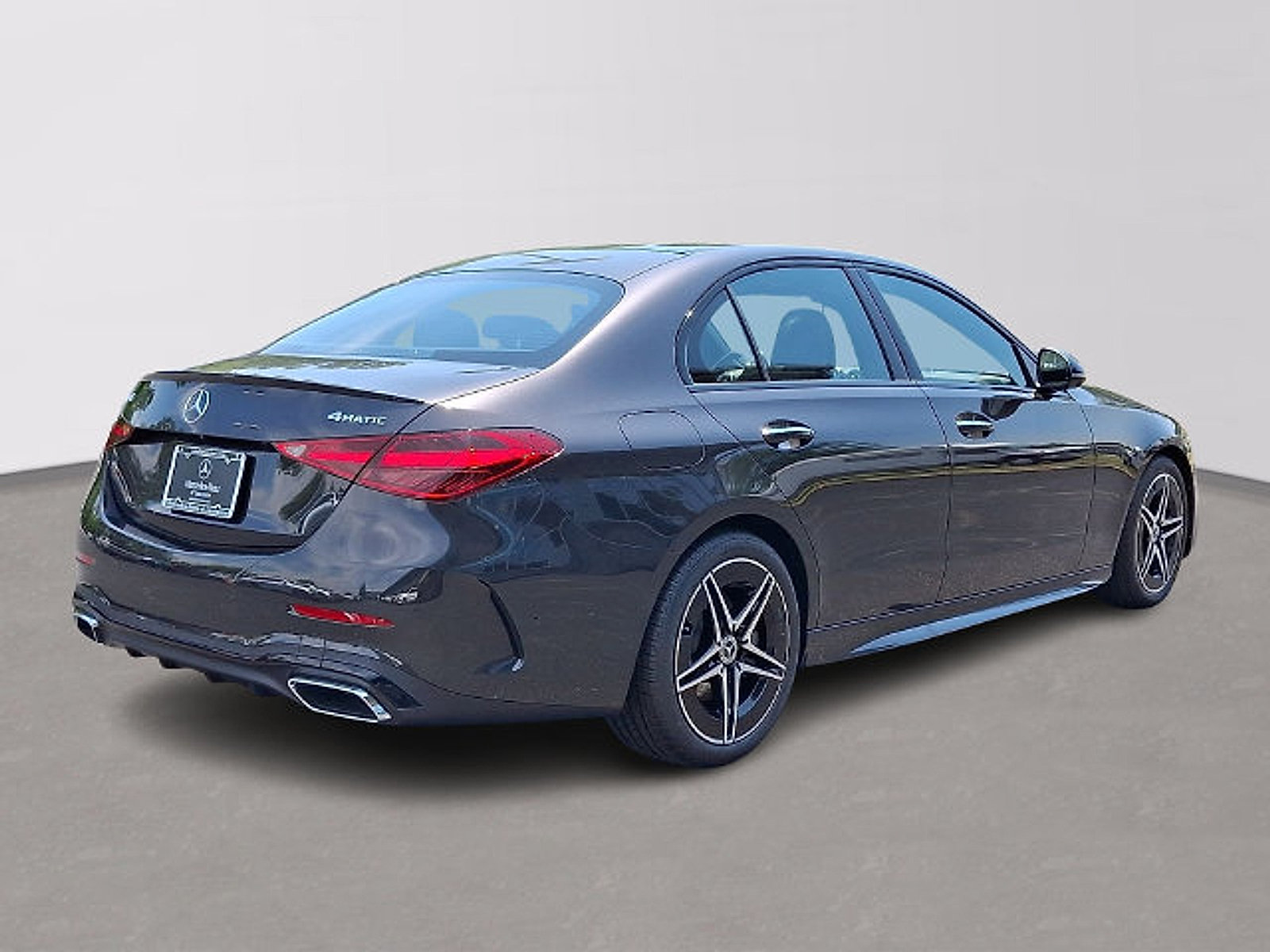 Used 2026 Mercedes-Benz C 300 4MATIC Sedan image 4