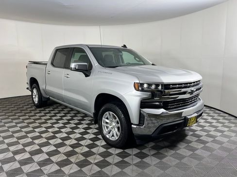 Used 2020 Chevrolet Silverado 1500 LT w/ All-Star Edition image 3