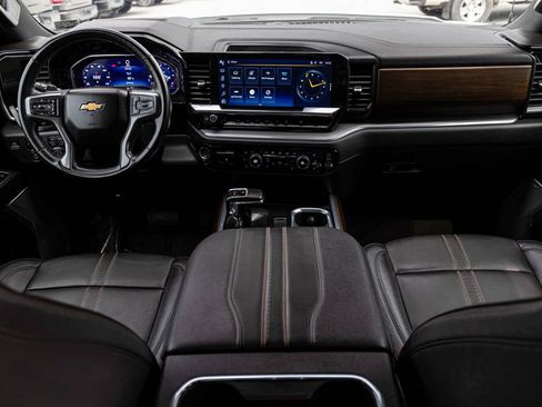 Used 2024 Chevrolet Silverado 1500 High Country w/ Technology Package image 27