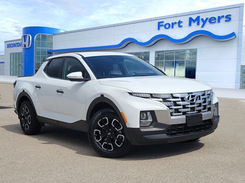 Used 2022 Hyundai Santa Cruz SEL w/ Winter Package AWD/4WD image 1