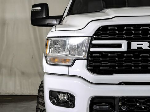 Used 2024 RAM 2500 Big Horn w/ Off Road Package AWD/4WD image 39