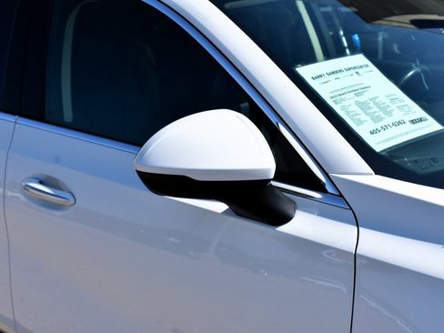 Used 2023 Buick Envision Essence image 7