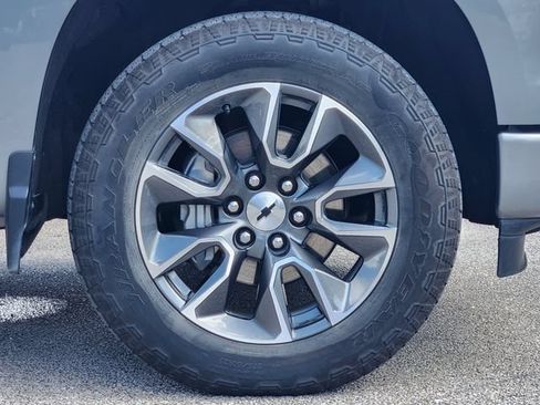 Used 2023 Chevrolet Silverado 1500 RST w/ Texas Edition Plus AWD/4WD image 11