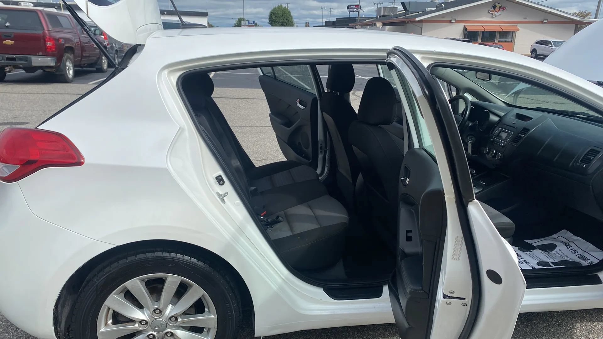 Used 2015 Kia Forte EX FWD image 15
