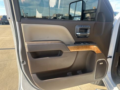 Used 2019 Chevrolet Silverado 3500 LTZ w/ Duramax Plus Package image 13